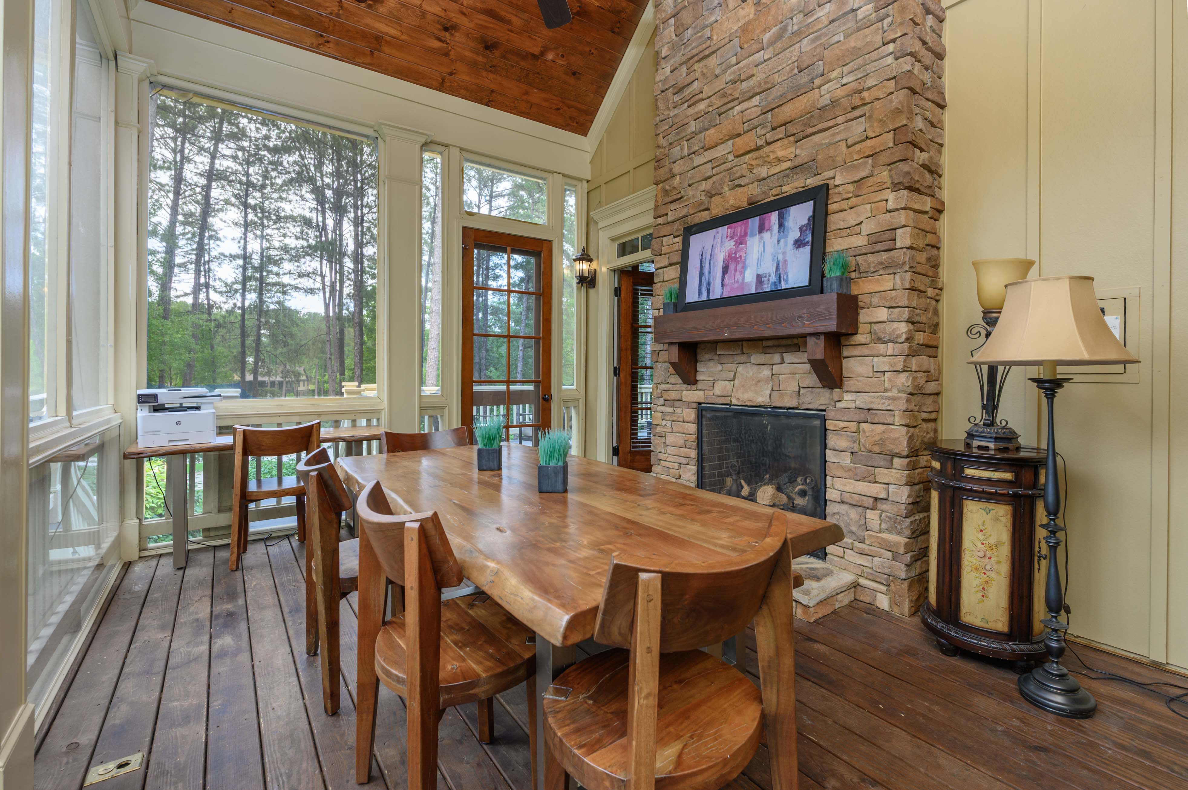 1051 Swift Creek image 15